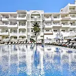 Luna Miramar Club