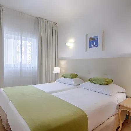 Aparthotel Luna Miramar Club