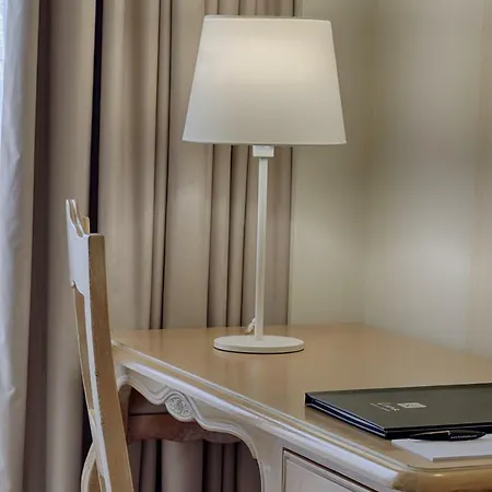 Luna Miramar Club Apart Otel 4*