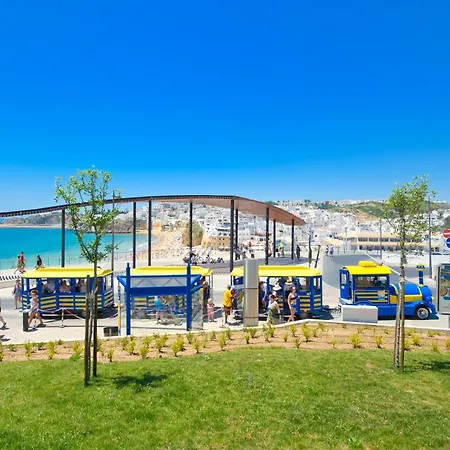 Luna Miramar Club אלבופיירה