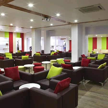 Ξενοδοχείο με διαμερίσματα Luna Miramar Club 4*