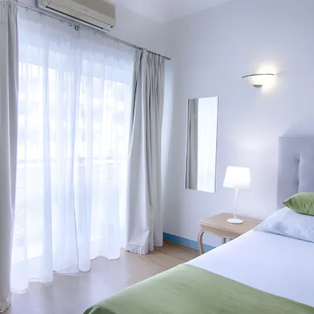Lägenhetshotell Luna Miramar Club 4*